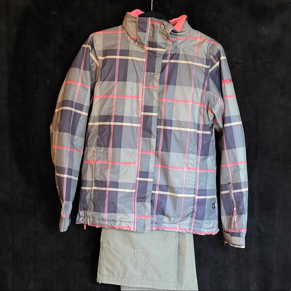 Olive green and coral plaid insulated Roxy jacket and snow pant